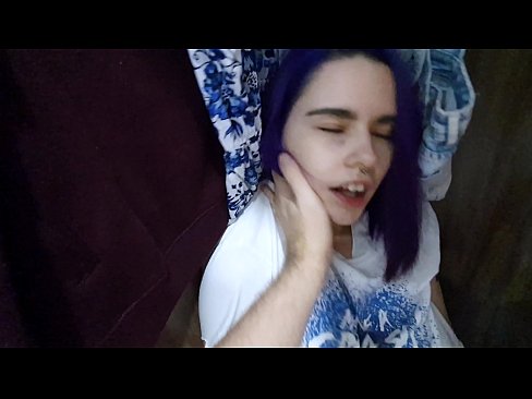 ❤️ Atopo a miña irmá no armario e axudouna a correrse Follar na pornografía gl.porngipfy.ru ﹏